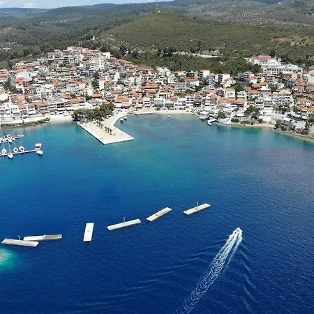 Sunshine Apartahotel Neos Marmaras