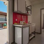 Aparthotel Sunshine 3*