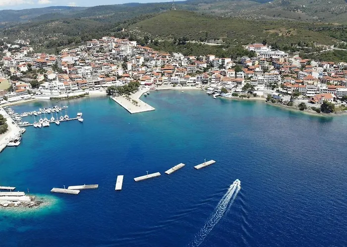 Sunshine Apartahotel Neos Marmaras